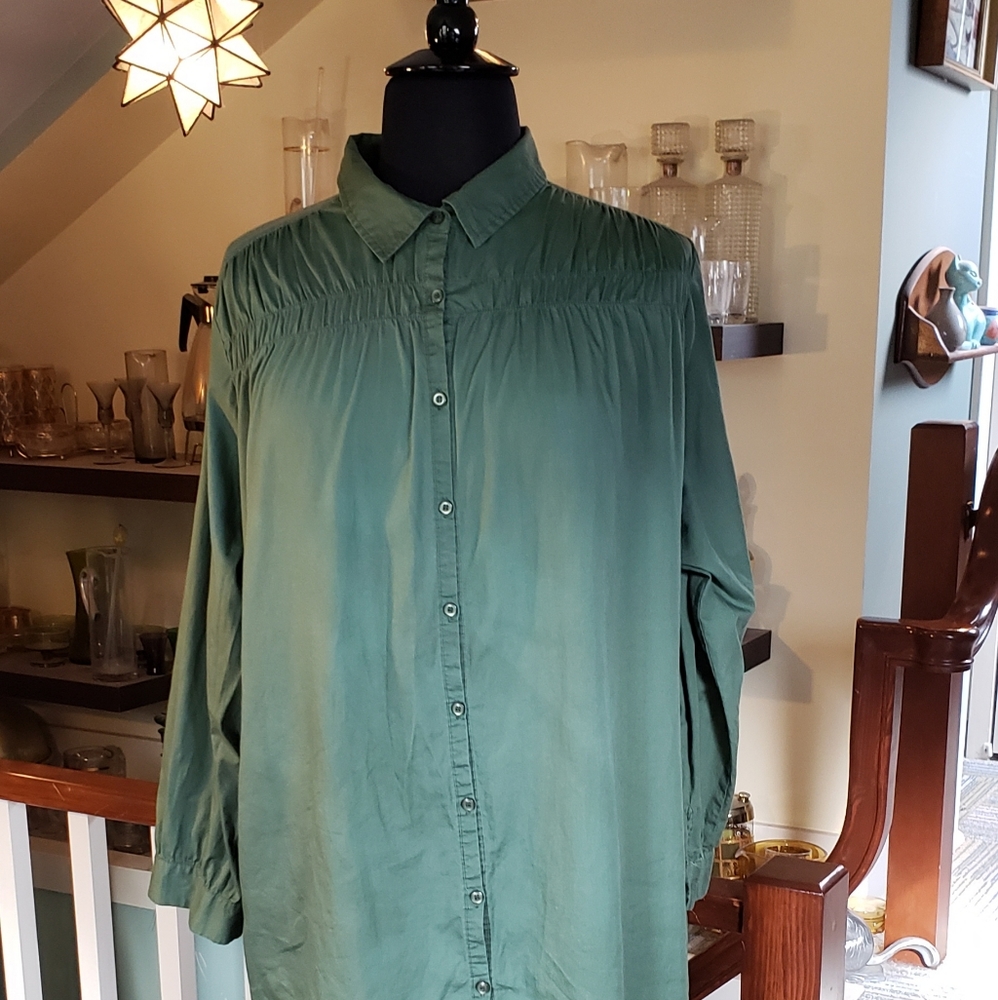 Mainstreet Blues Womens Green Button Front  Cotton Tunic Length Shirt